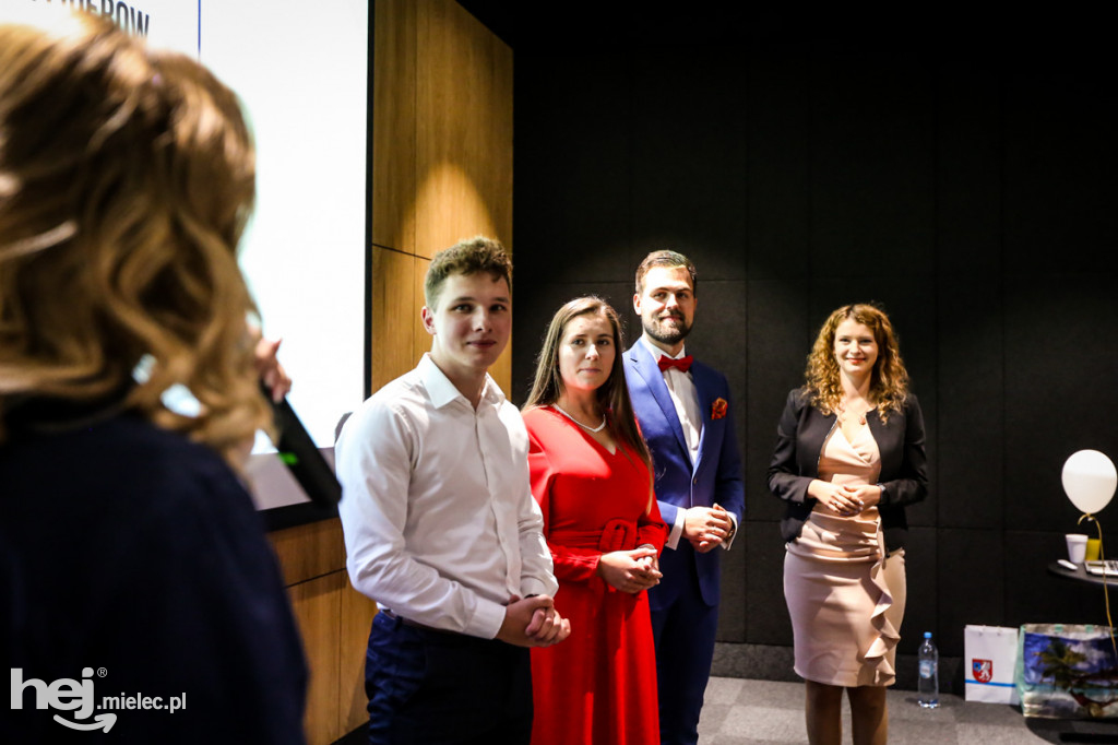 Gala Fundacji Młodych Liderów 2021