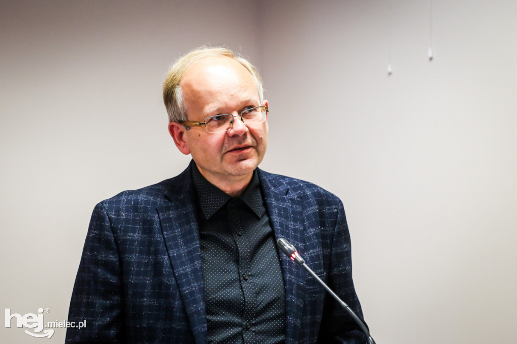 Radni powiatowi obradowali po wakacjach