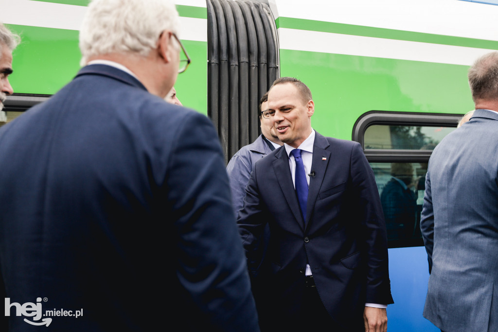 Oficjalne powitanie pociągu pasażerskiego