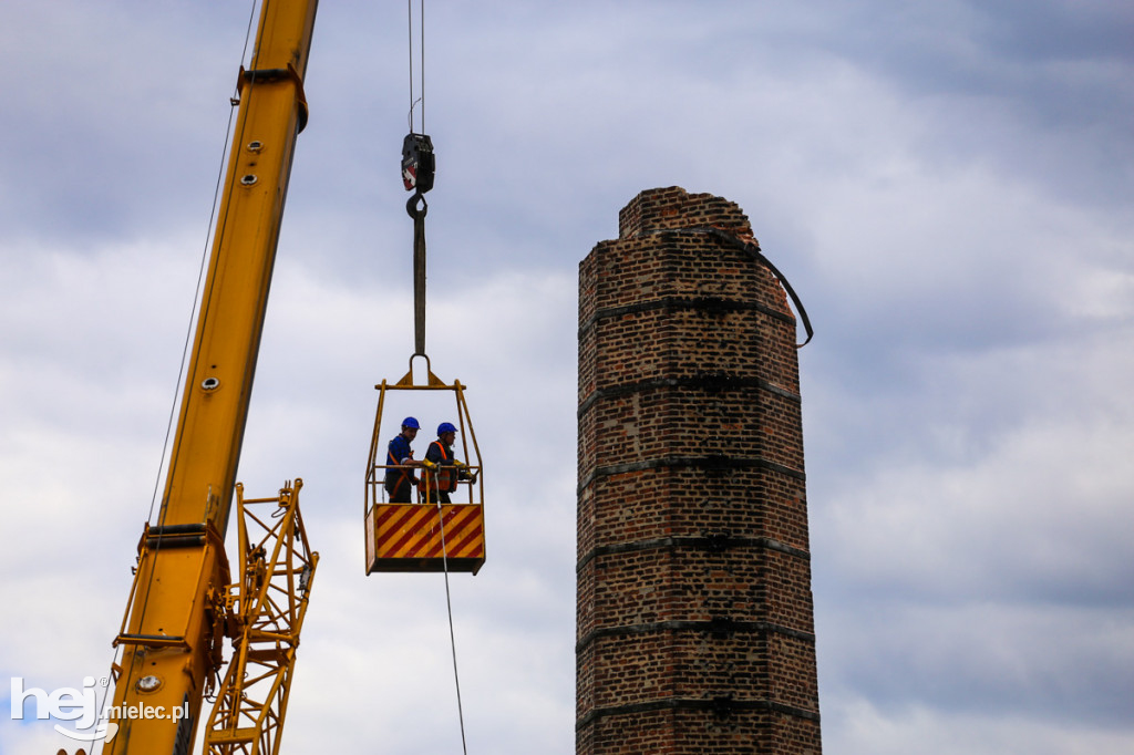 Rozbiórka starej cegielni pod nowe osiedle mieszkaniowe