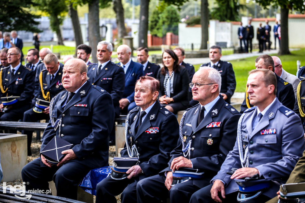 KPPSP z nowym sztandarem na 75-lecie pożarnictwa
