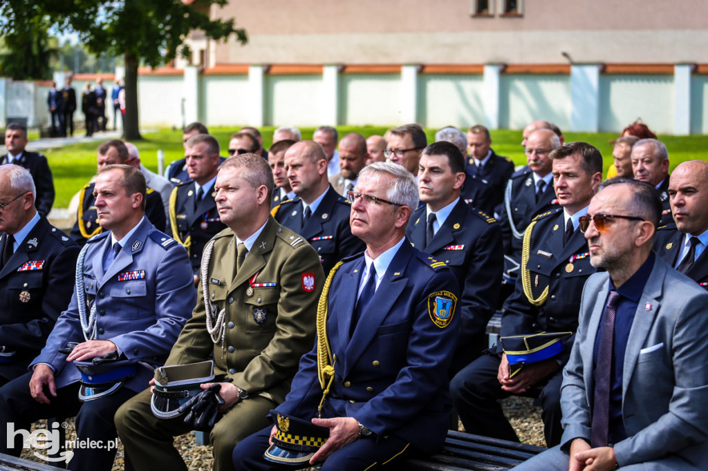 KPPSP z nowym sztandarem na 75-lecie pożarnictwa