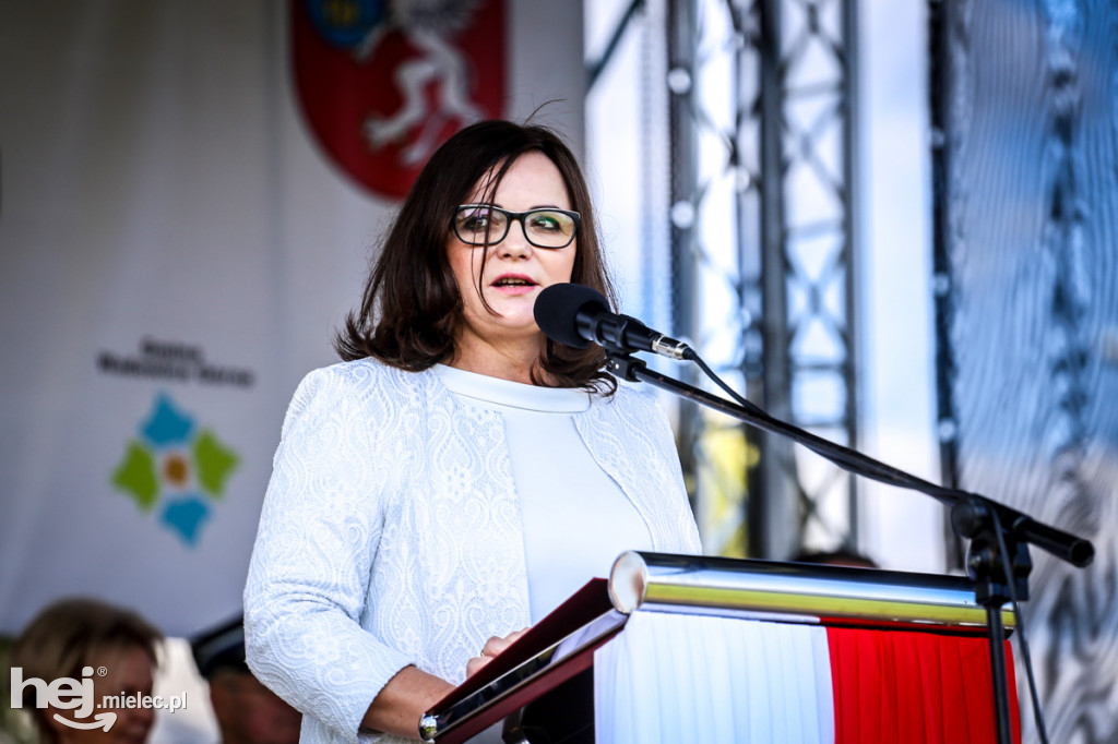 KPPSP z nowym sztandarem na 75-lecie pożarnictwa