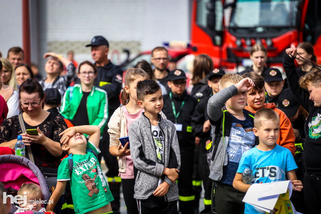 Dzień otwarty w mieleckiej komendzie straży pożarnej
