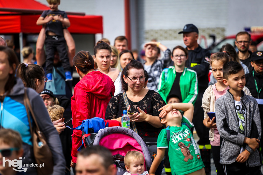 Dzień otwarty w mieleckiej komendzie straży pożarnej