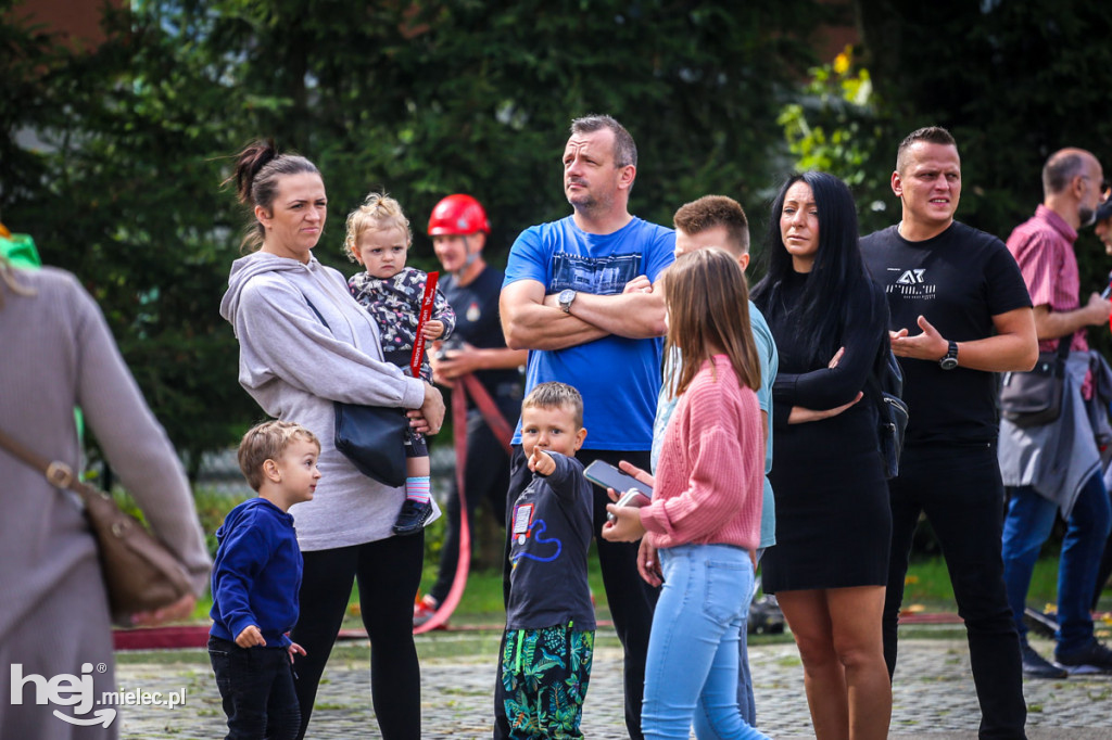 Dzień otwarty w mieleckiej komendzie straży pożarnej