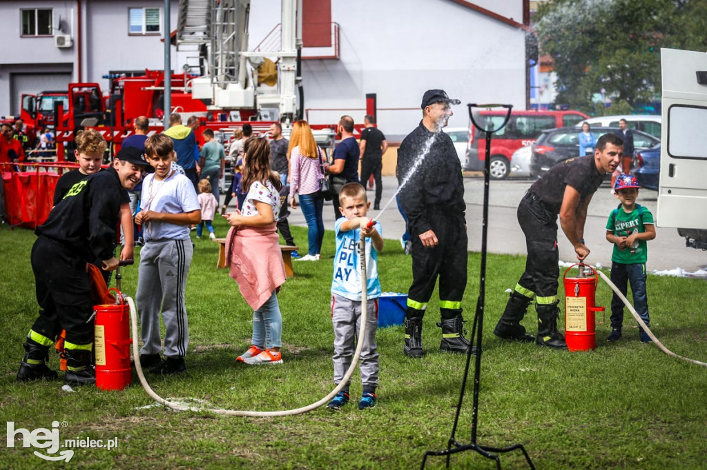 Dzień otwarty w mieleckiej komendzie straży pożarnej