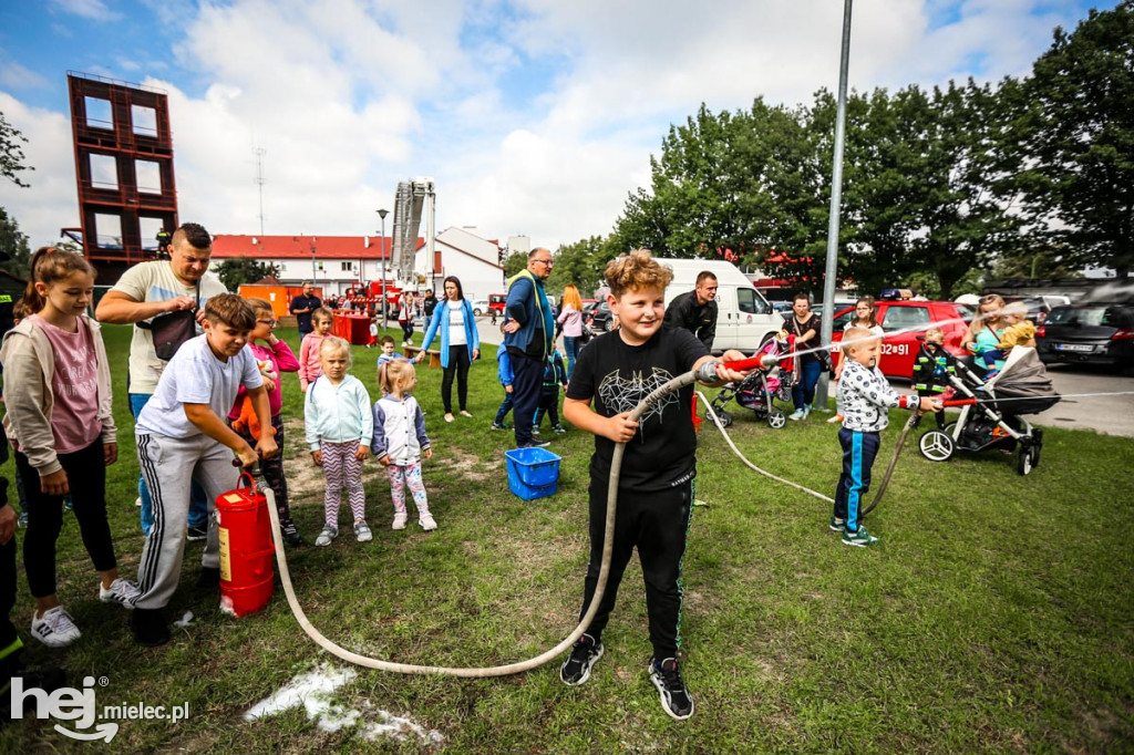 Dzień otwarty w mieleckiej komendzie straży pożarnej