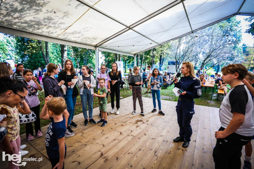 Uśmiechnięty Festyn Osiedlowy w Parku UFO