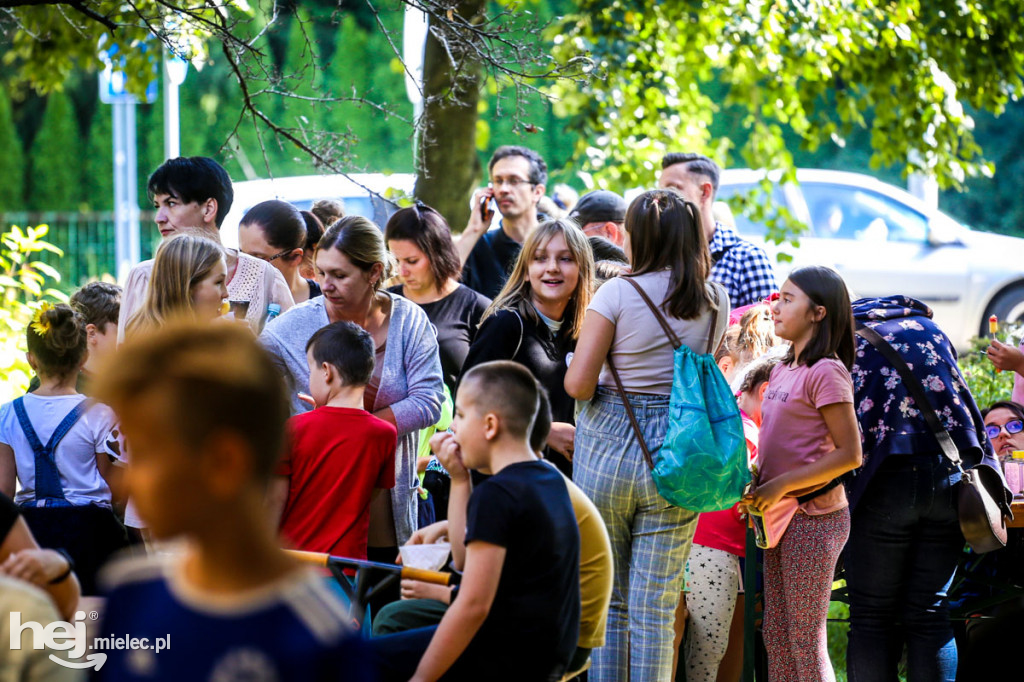 Uśmiechnięty Festyn Osiedlowy w Parku UFO