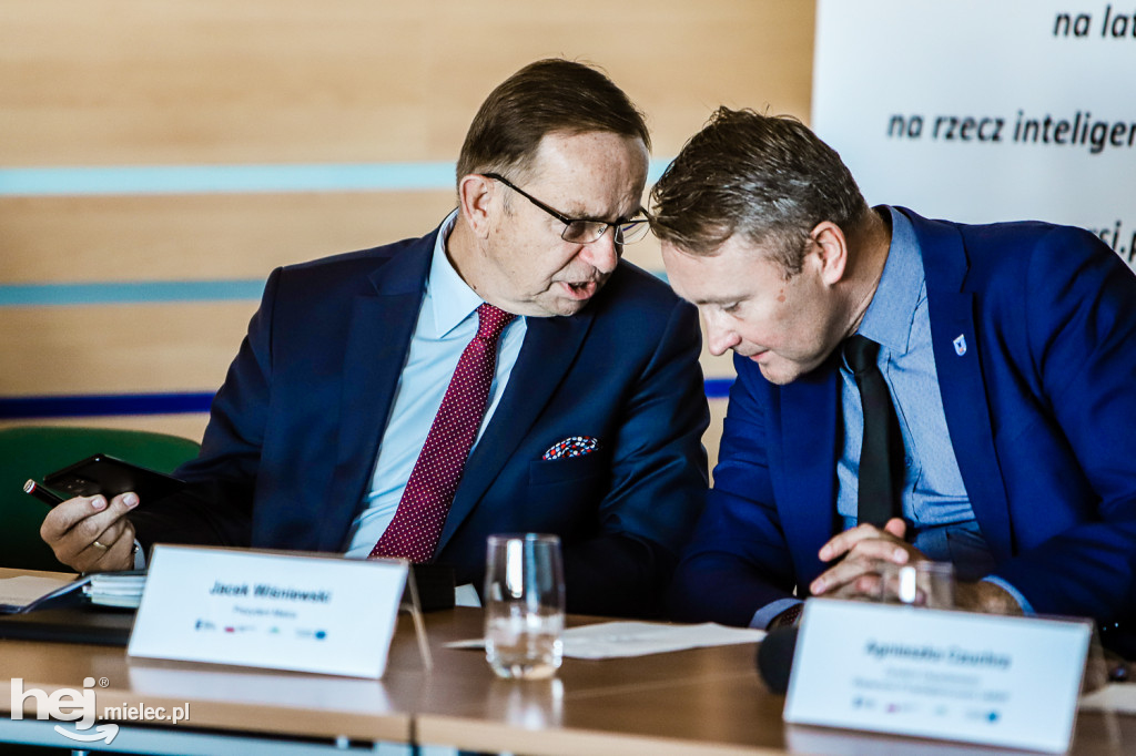 Mielec konsultował strategię dla Podkarpacia
