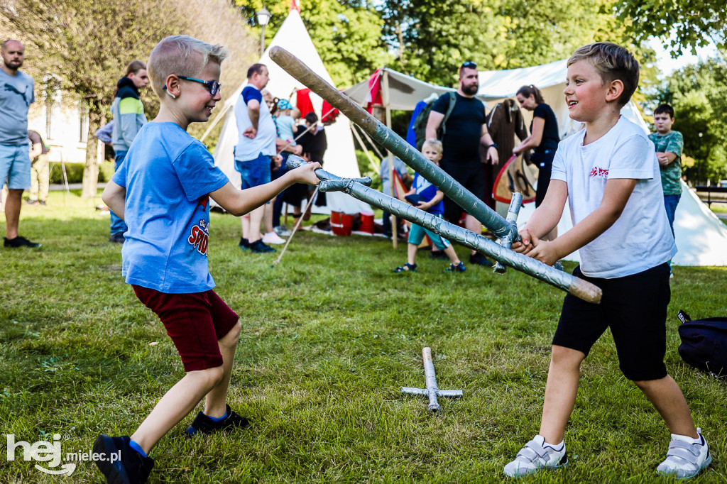 Piknik z Bractwem Rycerskim Ziemi Mieleckiej