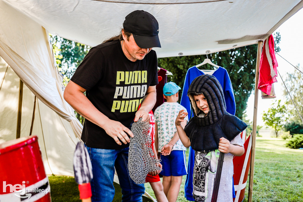 Piknik z Bractwem Rycerskim Ziemi Mieleckiej