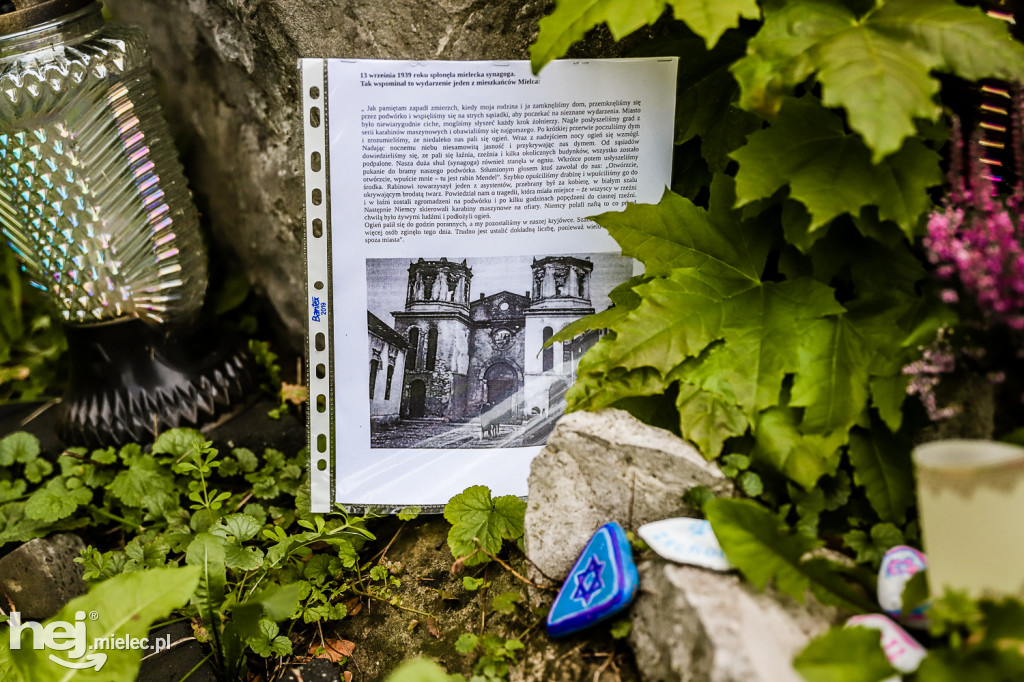 W rocznicę spalenia mieleckiej synagogi