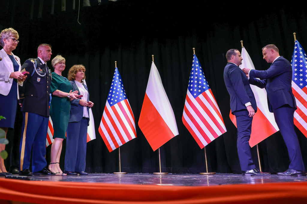 Mielczanin odznaczony w USA Krzyżem Kawalerskim Orderu Zasługi RP