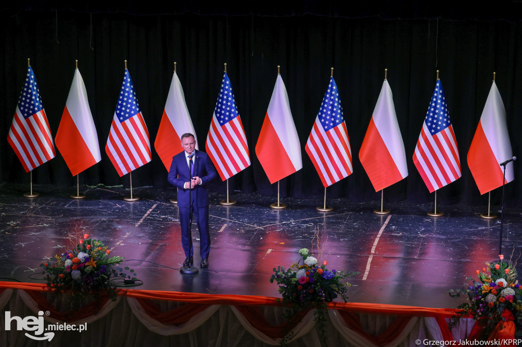 Mielczanin odznaczony w USA Krzyżem Kawalerskim Orderu Zasługi RP