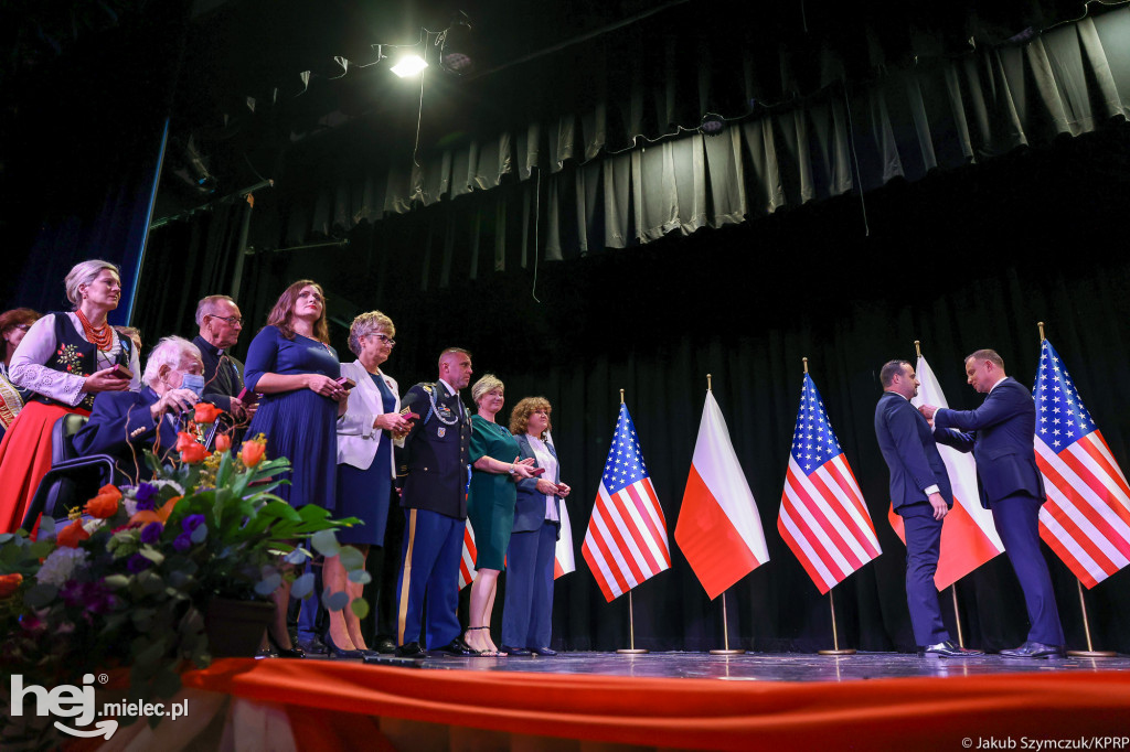 Mielczanin odznaczony w USA Krzyżem Kawalerskim Orderu Zasługi RP