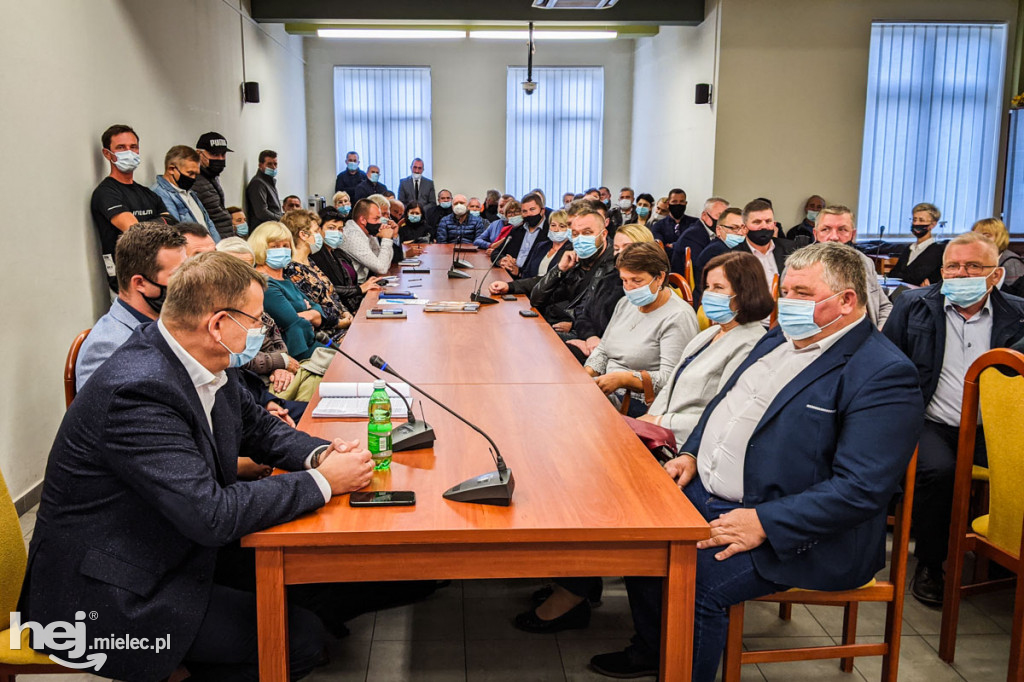 Protest mieszkańców ws. budowy przeładowni firmy Empol