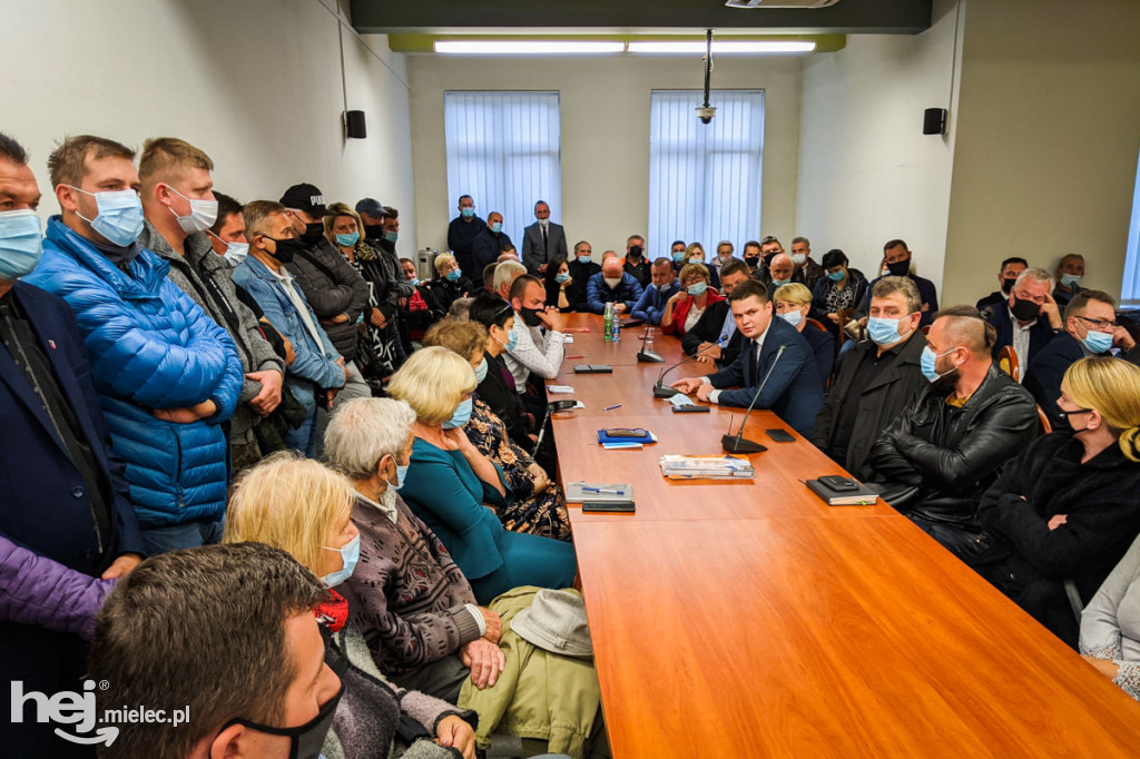Protest mieszkańców ws. budowy przeładowni firmy Empol