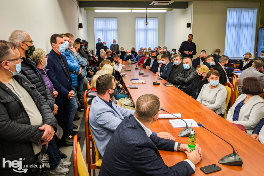 Protest mieszkańców ws. budowy przeładowni firmy Empol
