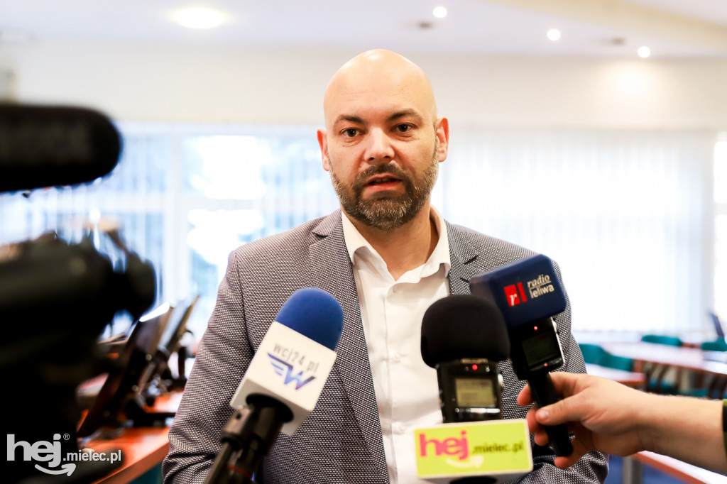 Ostatnie posiedzenie komisji specjalnej