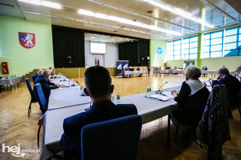 Sesja Rady Powiatu Mieleckiego - 25 października 2021