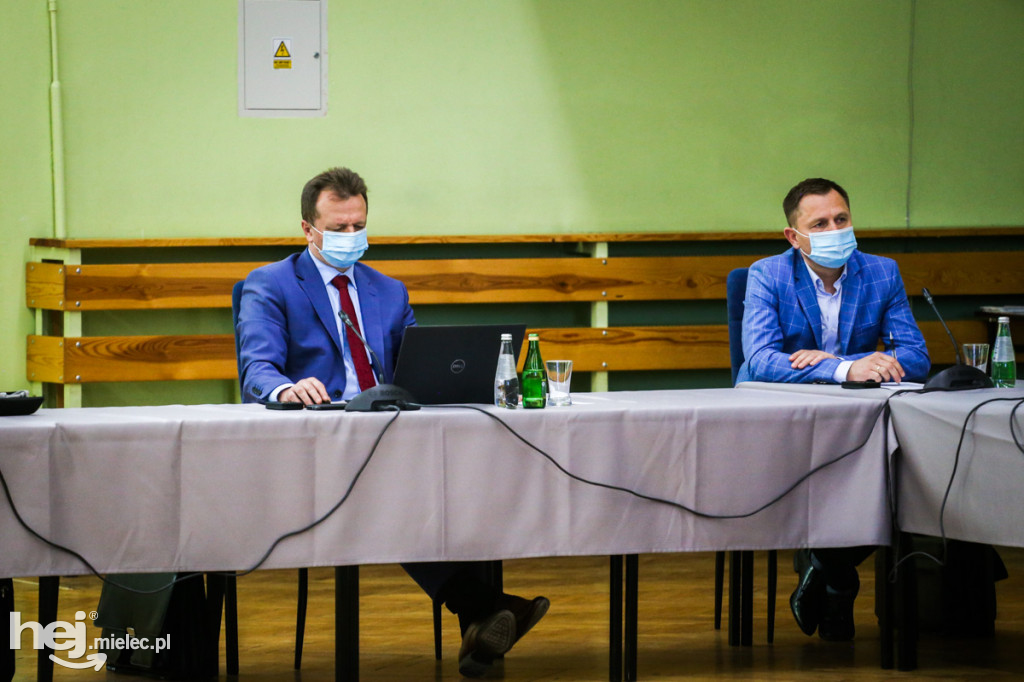Sesja Rady Powiatu Mieleckiego - 25 października 2021