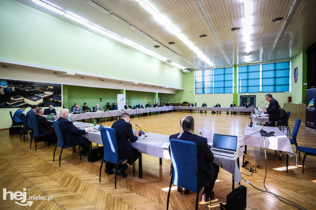 Sesja Rady Powiatu Mieleckiego - 25 października 2021