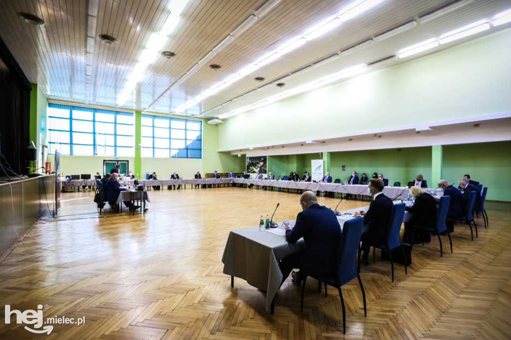 Sesja Rady Powiatu Mieleckiego - 25 października 2021