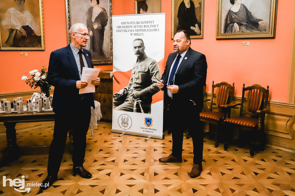 Komitet Stulecia z podsumowaniami i podziękowaniami