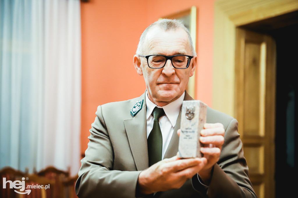 Komitet Stulecia z podsumowaniami i podziękowaniami