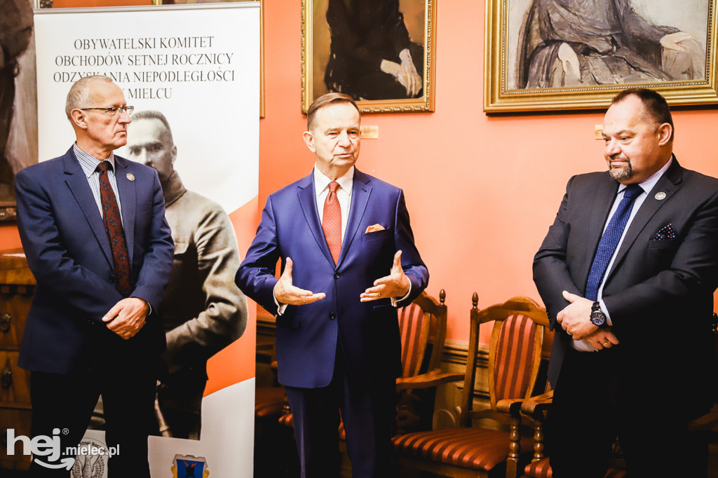 Komitet Stulecia z podsumowaniami i podziękowaniami