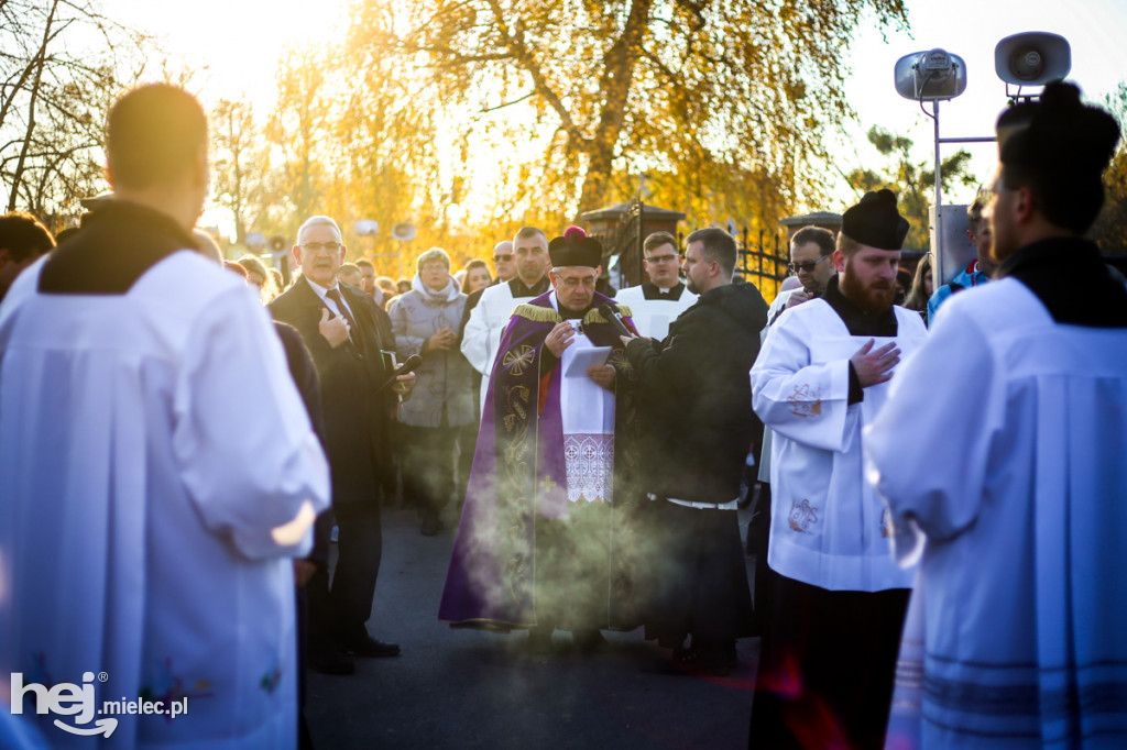 Wszystkich Świętych 2021 na Cmentarzu Parafialnym