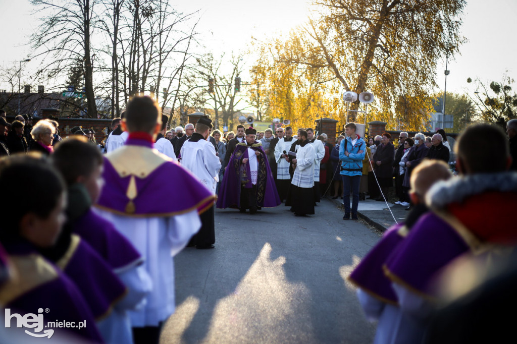 Wszystkich Świętych 2021 na Cmentarzu Parafialnym