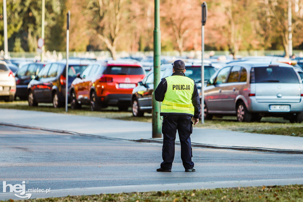 Tłoczno we Wszystkich Świętych na Cmentarzu Komunalnym