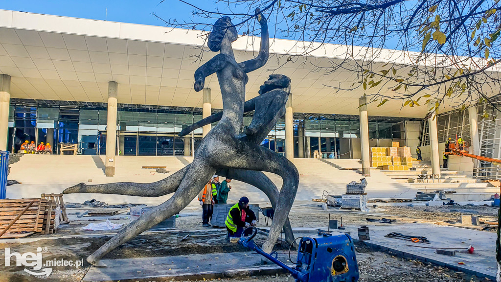 Nowa lokalizacja rzeźby 
