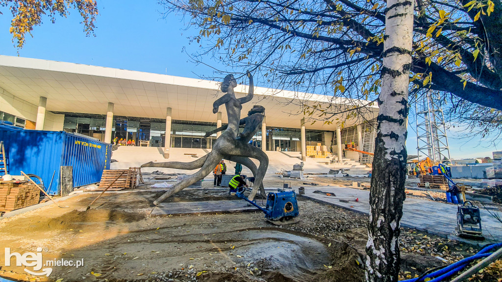 Nowa lokalizacja rzeźby 