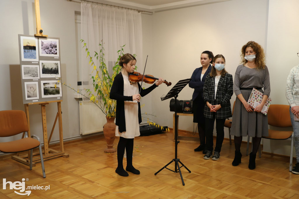 Niepodległa Polska w fotografii. Wystawa w Chorzelowie