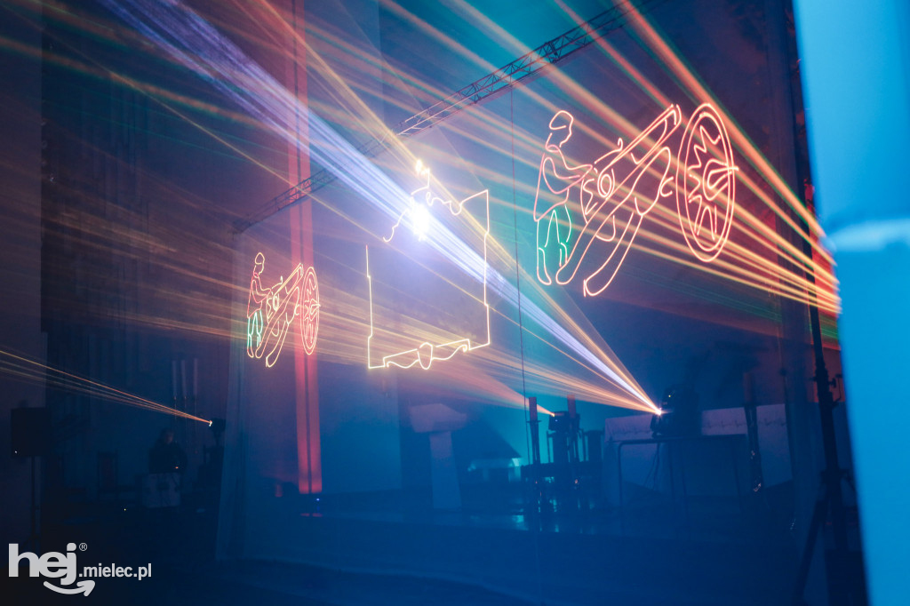 Laserowy pokaz historii Polski