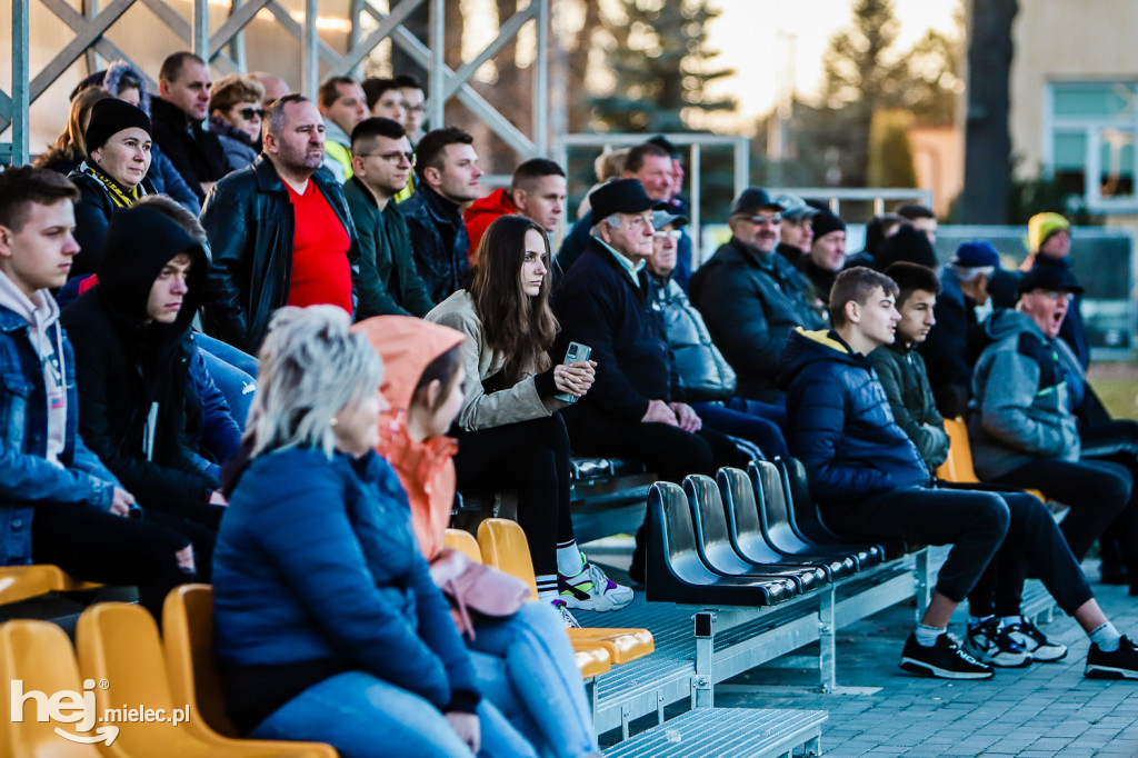CZARNI TRZEŚŃ - PIAST TUCZEMPY