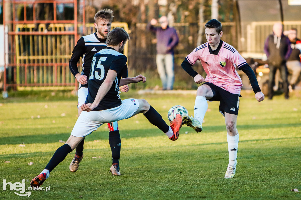 CZARNI TRZEŚŃ - PIAST TUCZEMPY