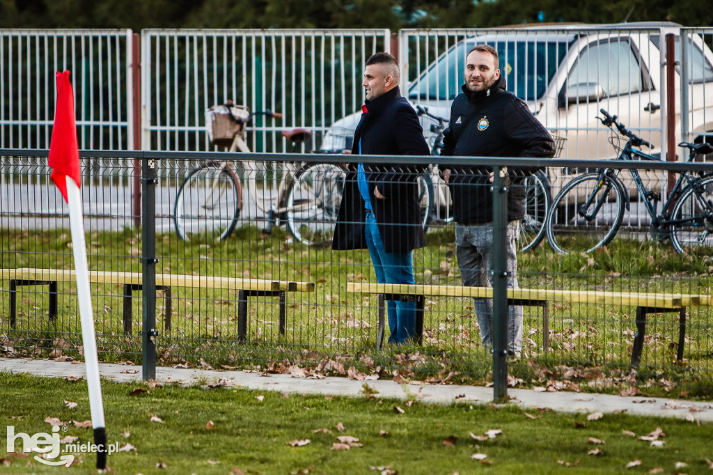 CZARNI TRZEŚŃ - PIAST TUCZEMPY