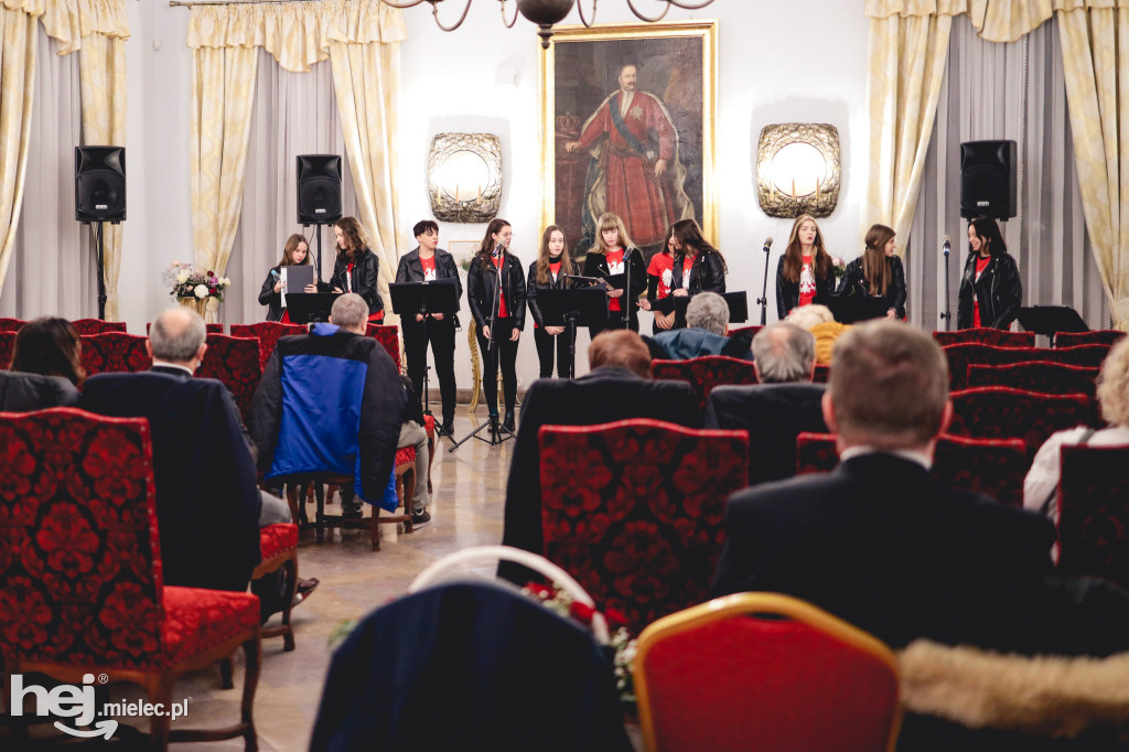Patriotyczny wieczór na Zamku w Baranowie Sandomierskim