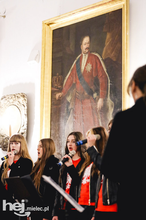 Patriotyczny wieczór na Zamku w Baranowie Sandomierskim