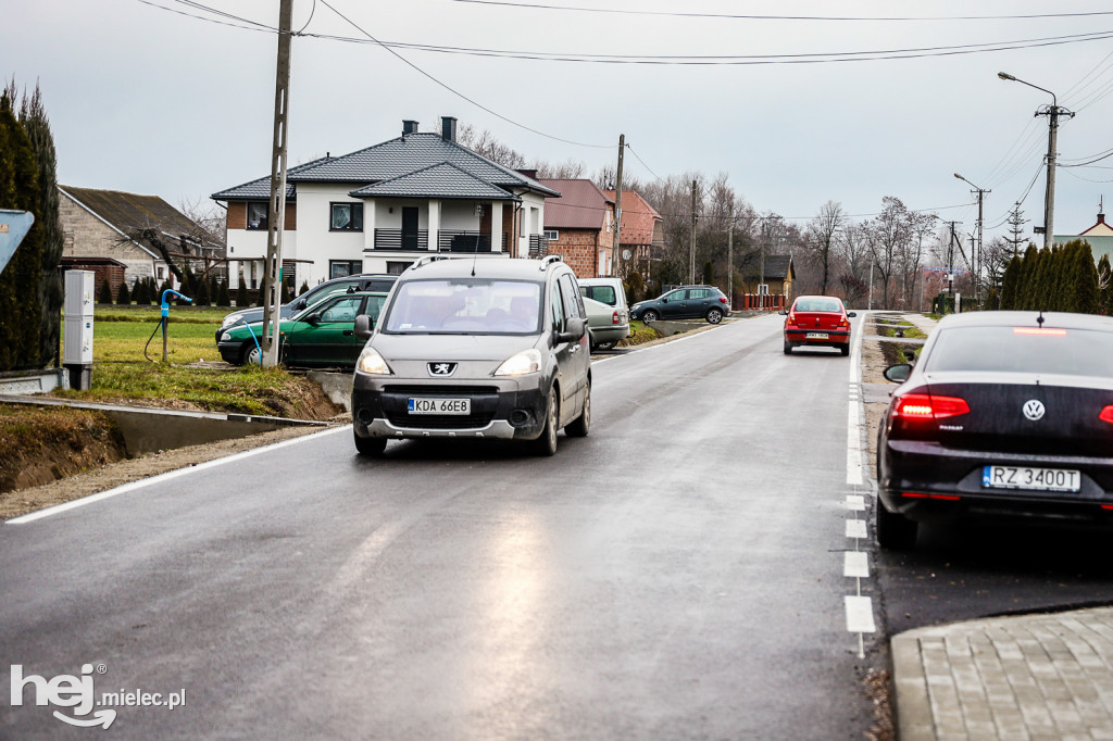 Nowa droga połączyła dwie gminy