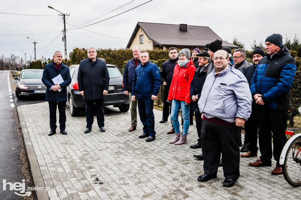 Nowa droga połączyła dwie gminy