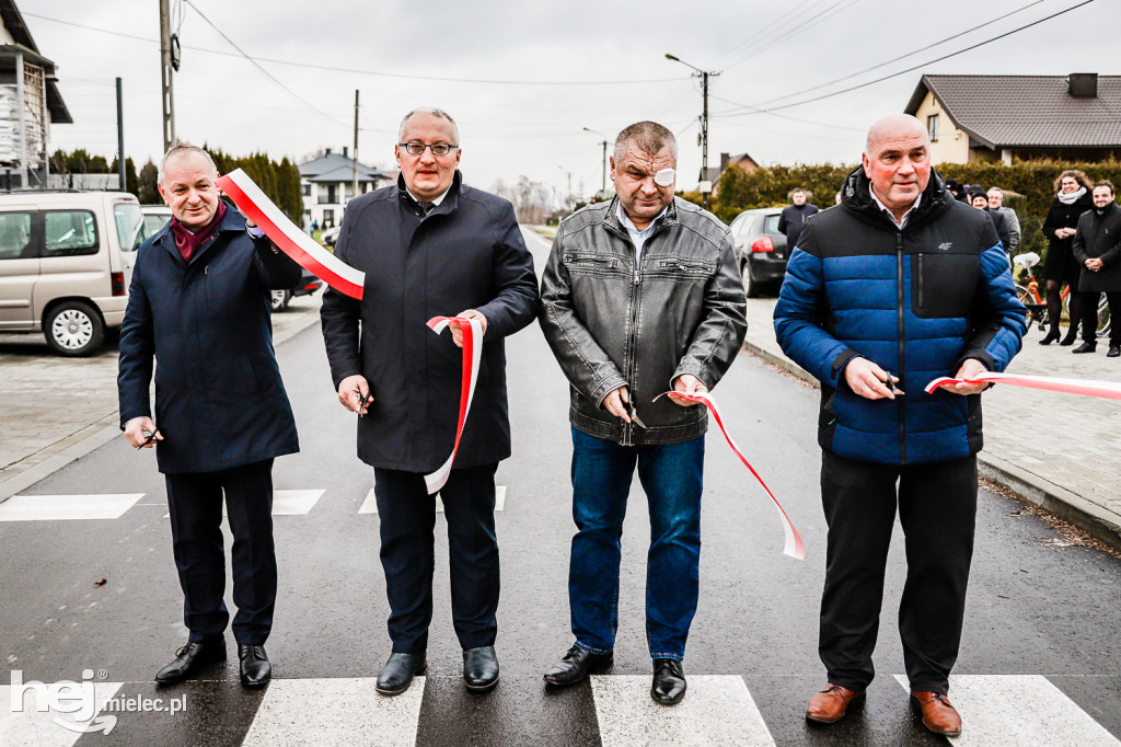 Nowa droga połączyła dwie gminy