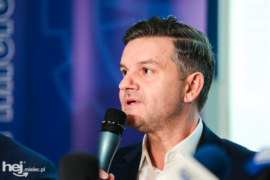 Mielecki biznes ratuje FKS Stal. Konferencja prasowa