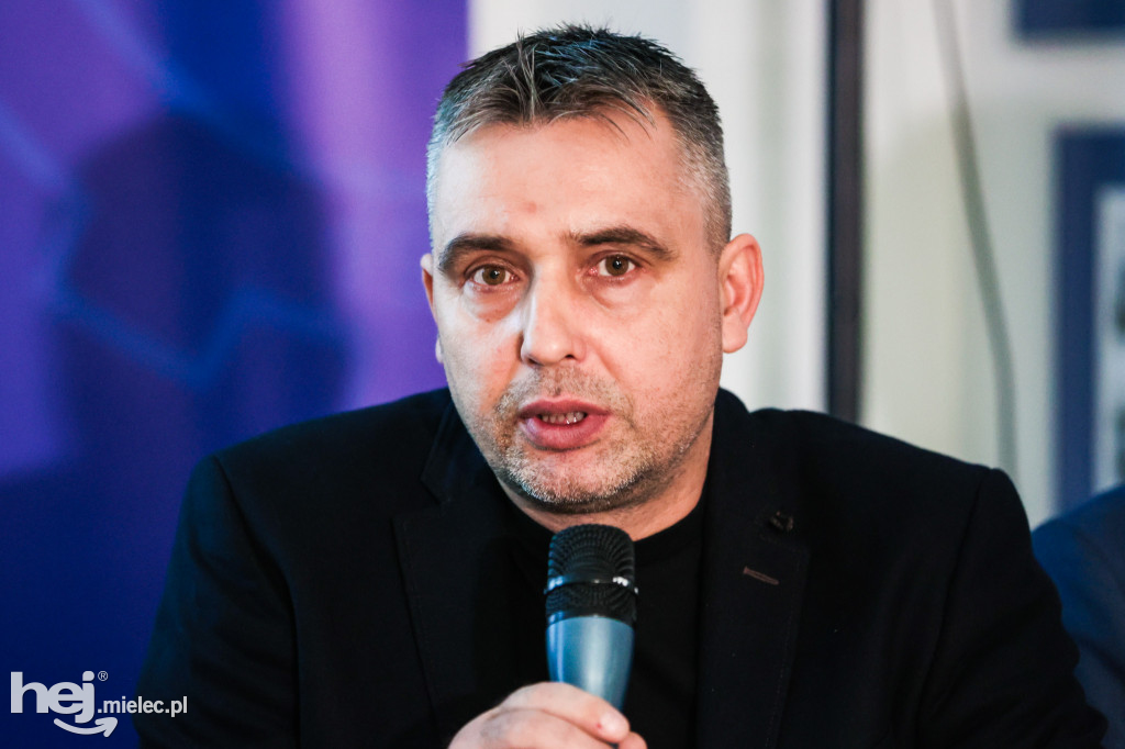 Mielecki biznes ratuje FKS Stal. Konferencja prasowa