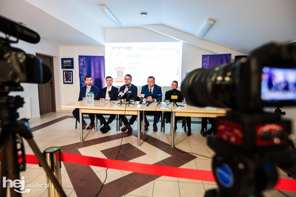 Mielecki biznes ratuje FKS Stal. Konferencja prasowa